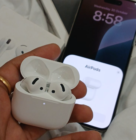 Airpods 4