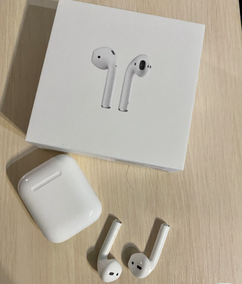 Airpods 4